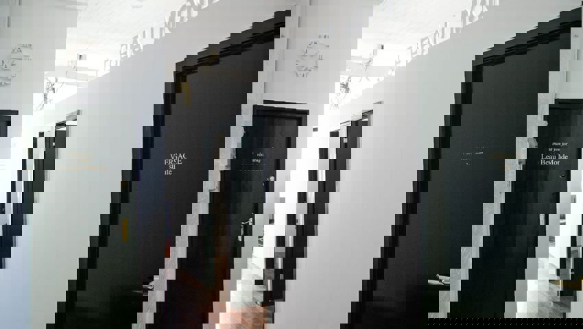 25612080 Aa32 44Fa A071 2Ed892bd973d