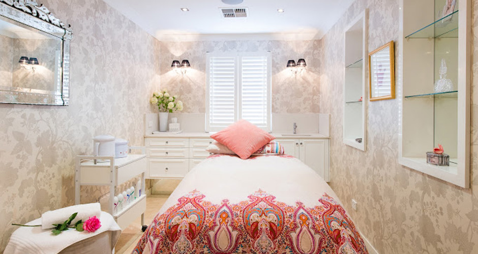 Stephanies Vintage Spa - 2