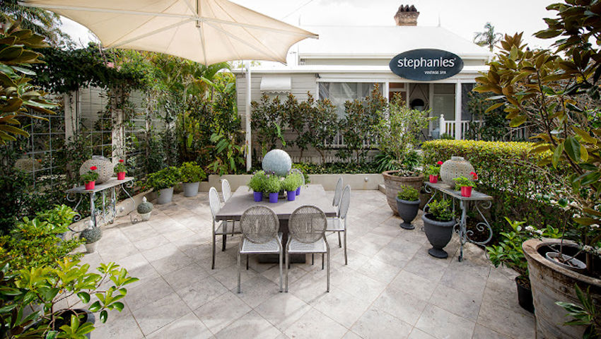 Stephanies Vintage Spa
