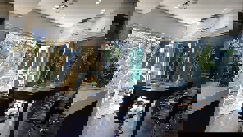 Zedz Hair & Beauty House