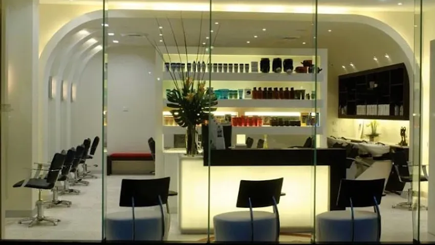 Heading Out North Balwyn Hair Salon Exterior