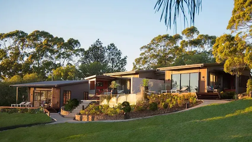 Gaia Retreat Komala Villas Outside