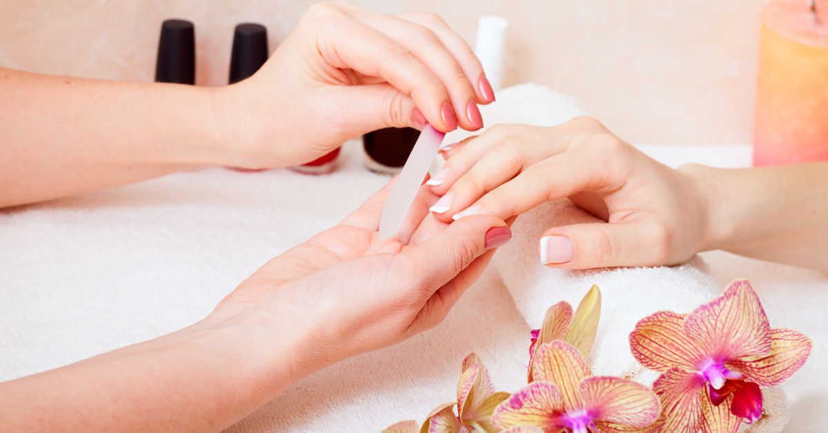Manicure & pedicure